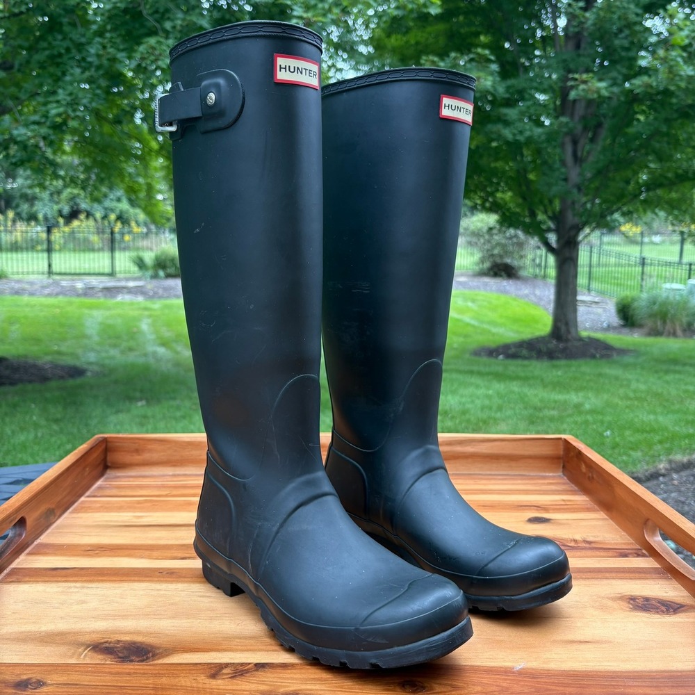 Hunter Original Tall Rain Boots Womens Size 8 Black Matte Waterproof Rubber